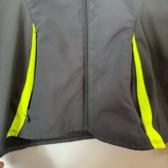Gray Neon Yellow Under Armour Activewear Jacket SM - Picture 4 of 13